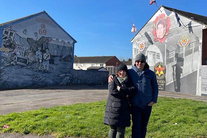 Private Belfast Mural & Giant's Causeway Tour from Belfast (2 in 1) - Carrick-a-Rede: check its status before you go