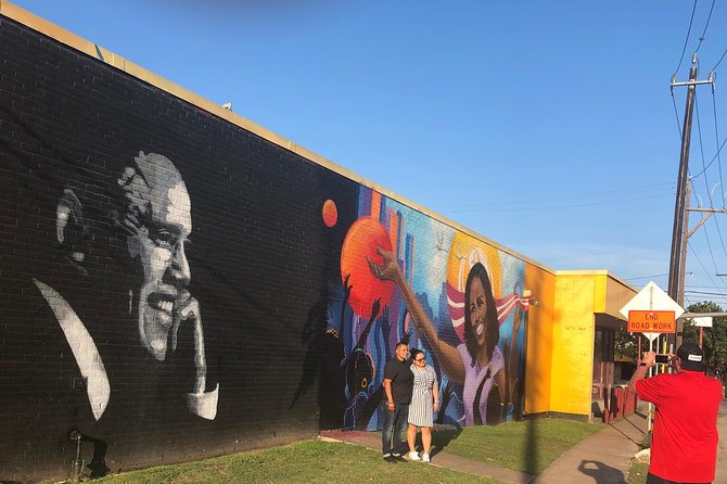 Private Houston Mural Instagram Tour by Cart - Should you book the Joyride Houston mural tour?