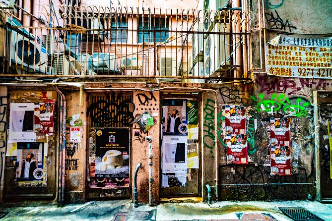 Private & Personalized Hong Kong Street Art Tour with a Local - Why Hong Kong street art works best with a local