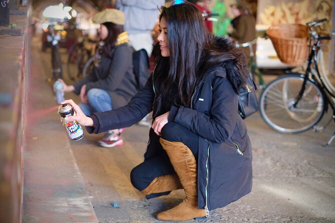Private Royal London Bike Tour with pub & street art - Trafalgar Square, Covent Garden, and a historic pint