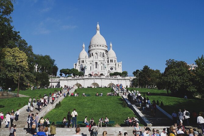 Private Street Art Tour in Paris with Local Expert - Why this private walk shows you another Paris