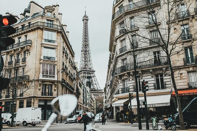 Private Street Art Tour in Paris with Local Expert - Rue de l’Ourcq and the canals