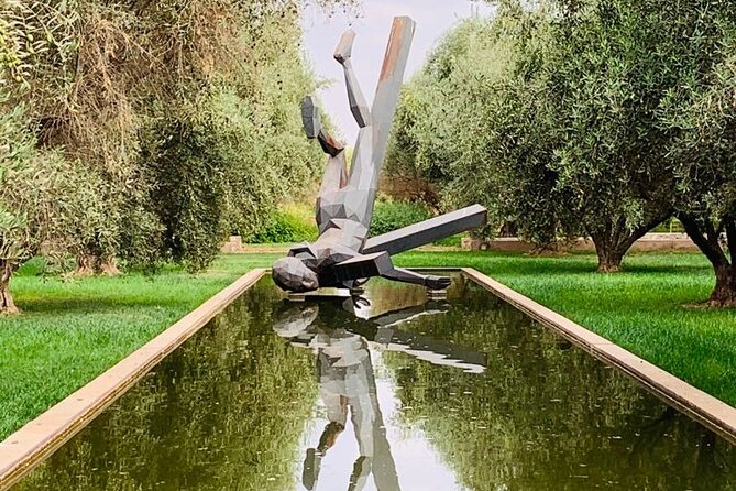 Private Walking Tour in Marrakesh Hidden Gardens and Street Art - The contemporary artist or artisan studio
