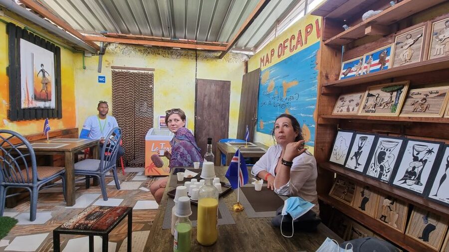 Sal island: Santa Maria city tour, street art and tapas - Practical advice for a smoother outing