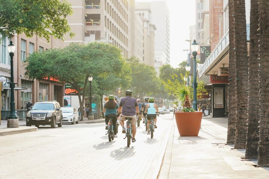 San Antonio: Murals & Hidden Gems E-Bike Tour - What the guide adds beyond pointing at walls