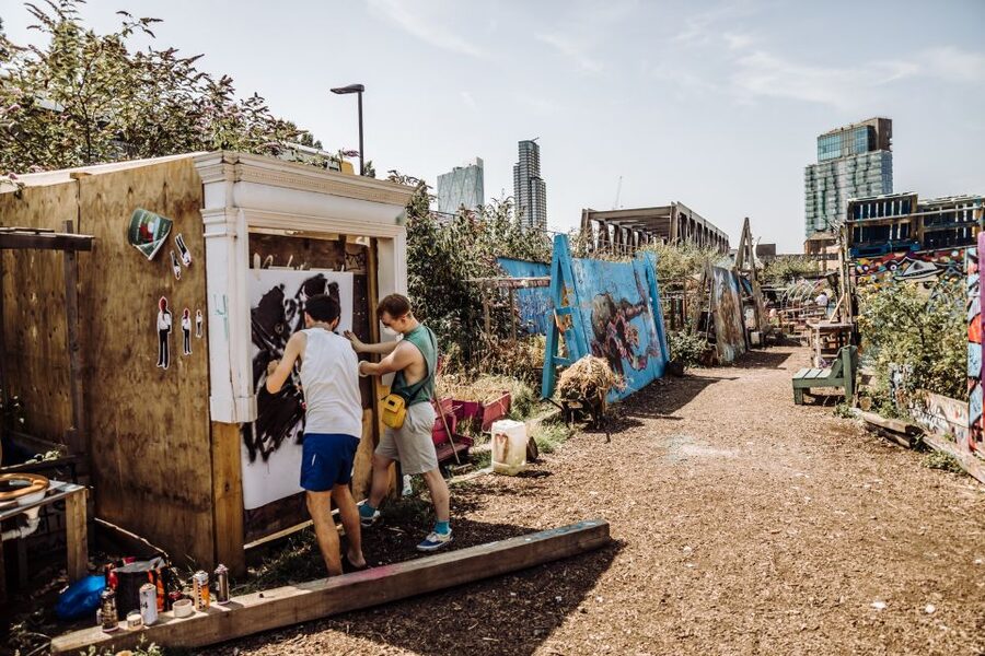 Shoreditch: Street Art & Hidden Gems with a Local Host - Practical booking advice for a better morning