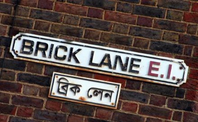 Shoreditch Street Art Private Photography Tour including Brick Lane - Key points to know before booking