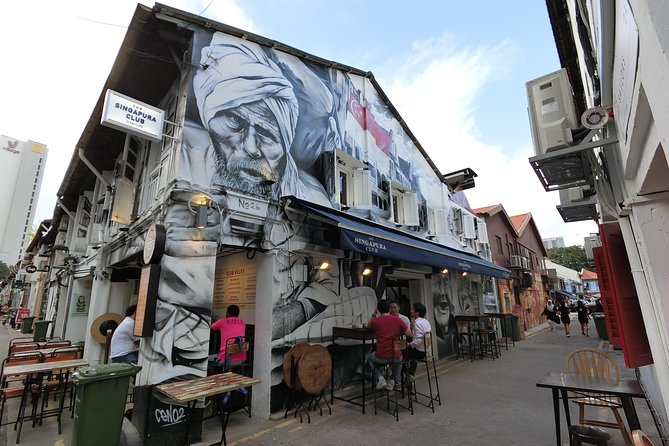 Singapore Street Art Hunting in Kampong Glam: Self-Guided Tour - Arab Street murals among textile shops