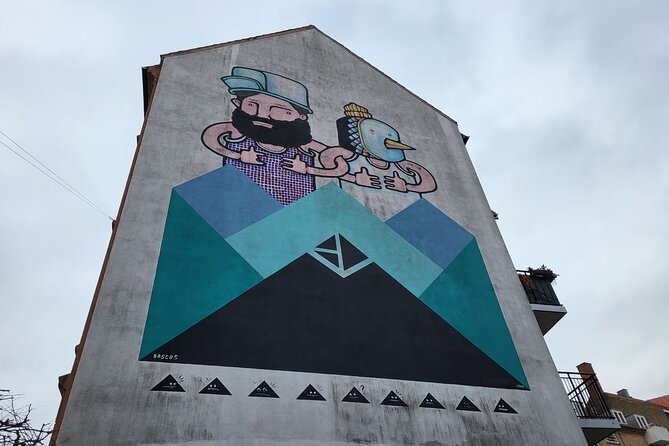Small Group Guided Food Tour and Street Art Visit to Norrebro - Kösem brings award-winning shawarma to the route
