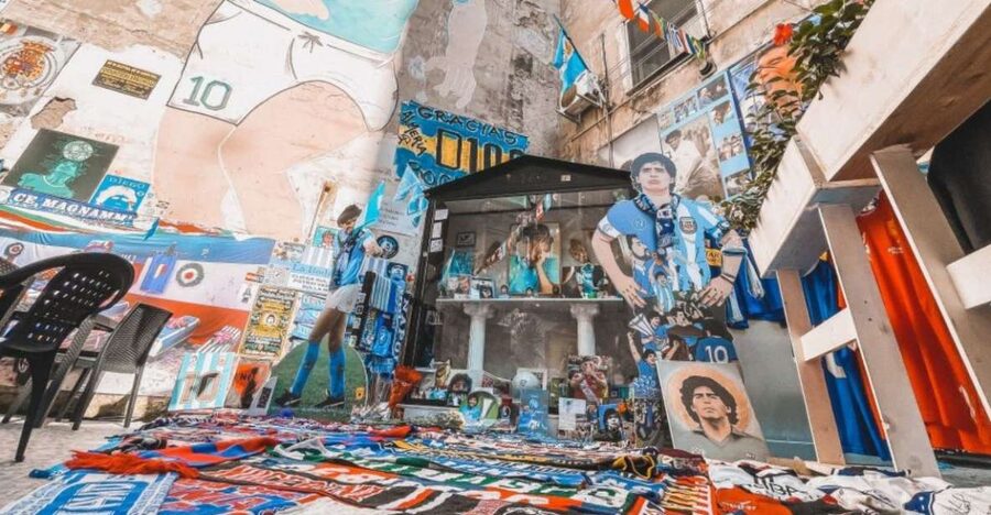 Spanish Streets - Maradona Street Art & Murals - Entering the Spanish Quarters one lane at a time