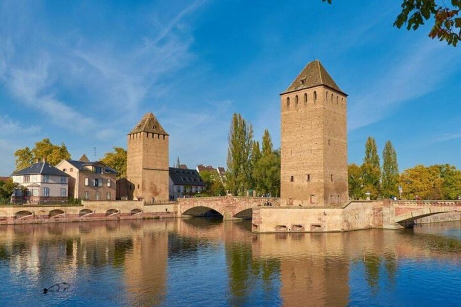 Strasbourg : Private Street Art Tour - Starting at 7 Rue des Frères