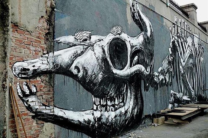 Street Art Guided Tour in Madrid - La Neomudéjar and art in an old power plant