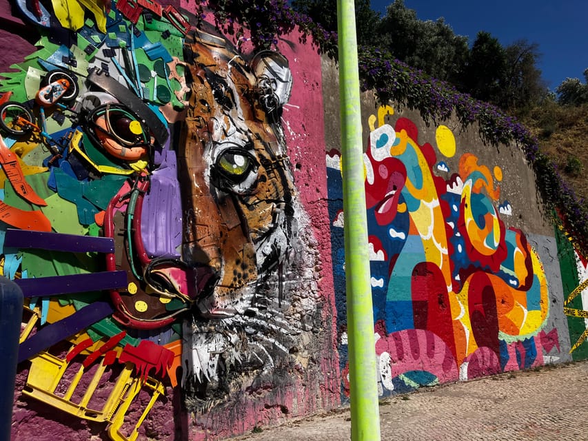 Street Art Lisbon: Tuk Tuk Tour - What the two-hour format really gives you