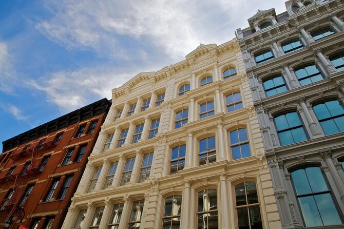 Street art tour at Soho - A short walk through SoHo’s public-art story