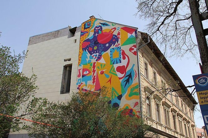 Street Art Tour Budapest - Meeting at My Little Melbourne at 11 a.m.
