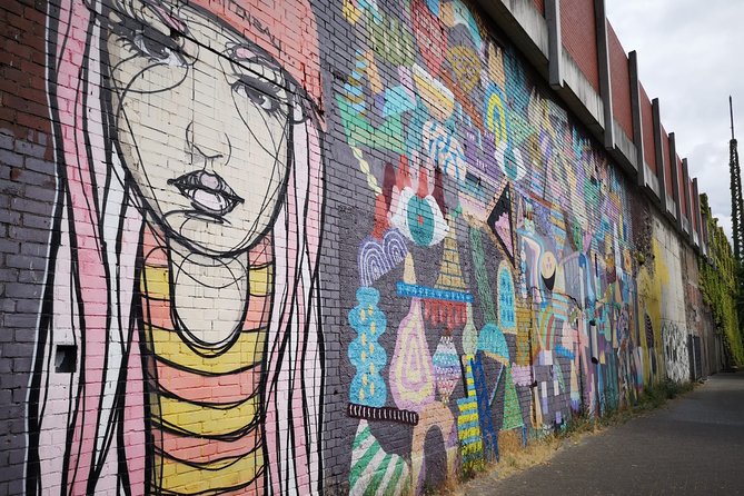 Street Art Tour Cologne Ehrenfeld - The best part: learning to read the walls