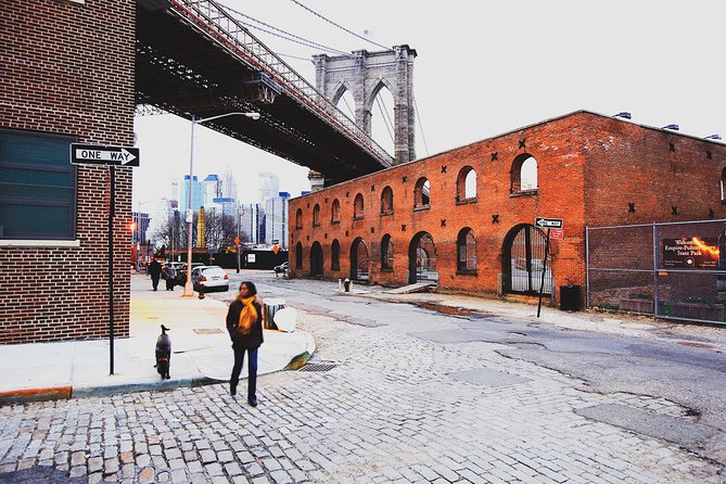 Street Art Tour in New York City with Local Expert Guide - High Line Art finishes the route on a bigger scale