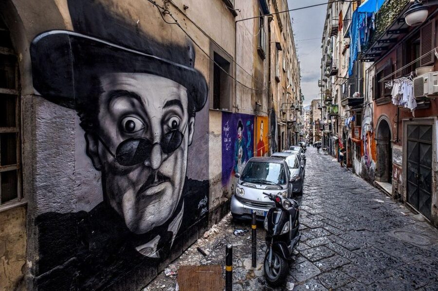Street art tour of the Spanish Quarters & Maradona idol - Key points to know before you book