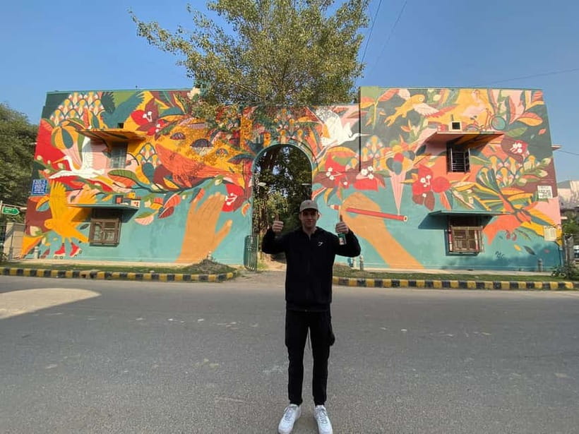Street Art Walk with Chai & Snack - Timing, Languages, and Practical Details