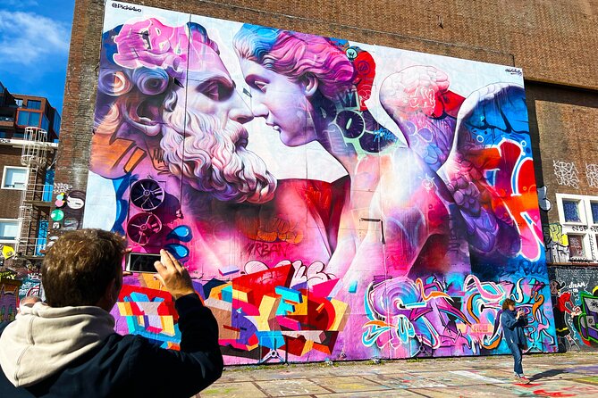 Street Art Walking Tour, private local Dutch guide - Why NDSM Wharf is the right place to begin