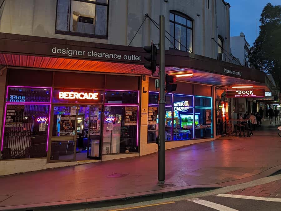 Sydney: Street Art & Small Bar Tour with Complimentary Drink - What the street art portion adds