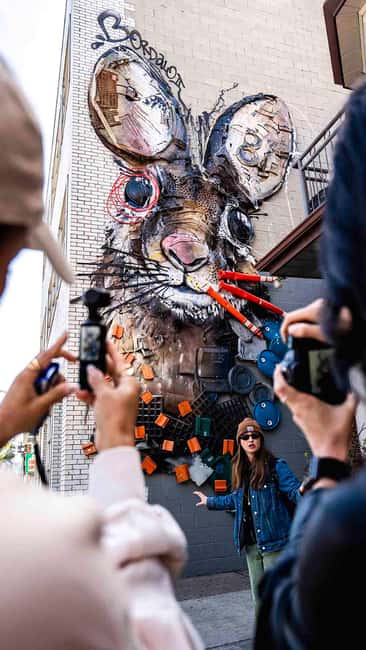 Toronto: Must Do NonTouristy Street Art Tour by local Artist - Key points to know before you book