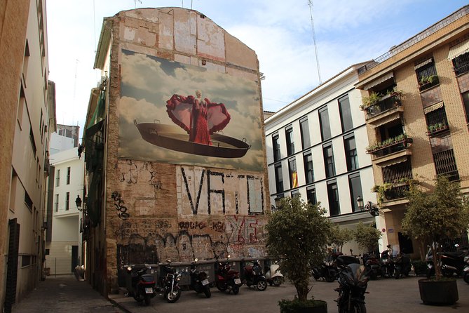 Valencia Street Art | Private Tour by Bike or Electric Ride - Starting on Carrer de l’Herba