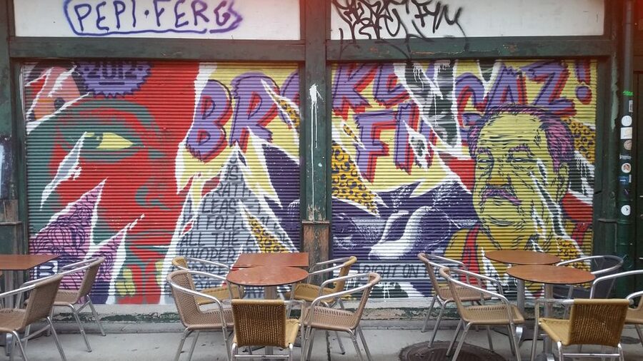 Vienna: 2-Hour Street Art Tour - Taubstummengasse, factory walls, and Shepard Fairey
