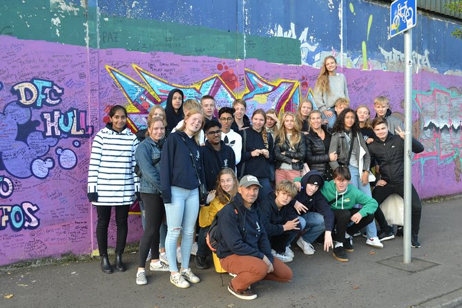 World Famous Private Belfast Troubles Taxi Cab Tour 2 Hour - What the guide adds to the experience
