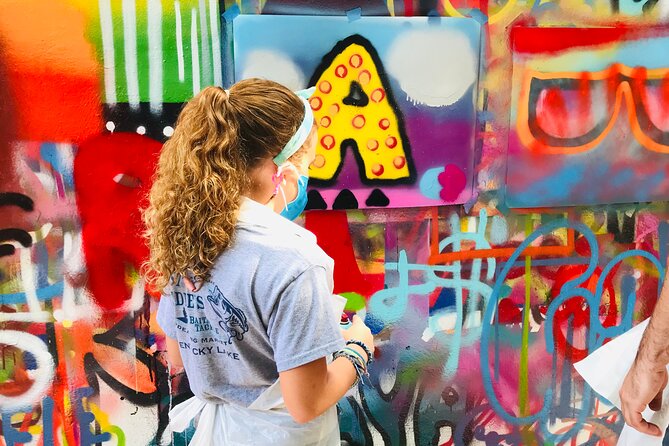 Wynwood Graffiti Experience - Your own artwork on the large panel