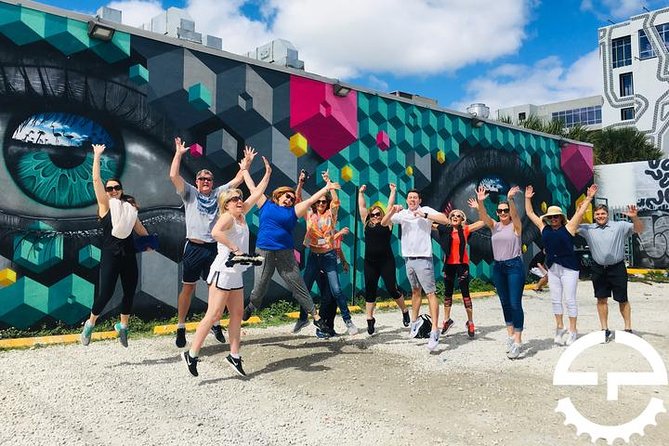 Wynwood Graffiti InstaTour on a Party Bike - The guide makes the difference